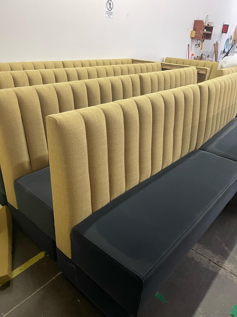 Casa Valencia: custom seating
