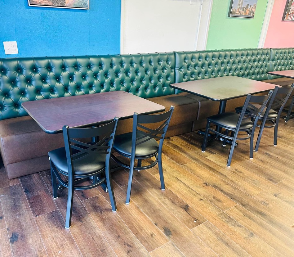Florida Teal Tufted Brown Seat Banquettes