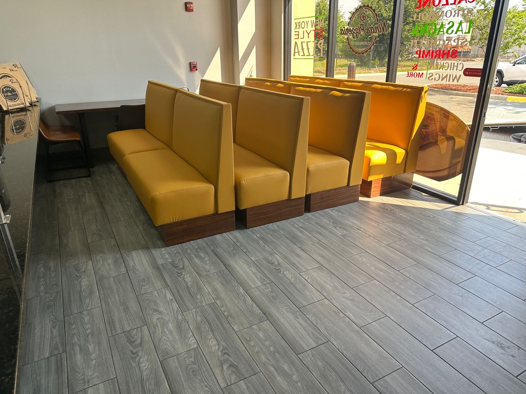 Florida Yellow Booths Possible Mamas Pizzeria