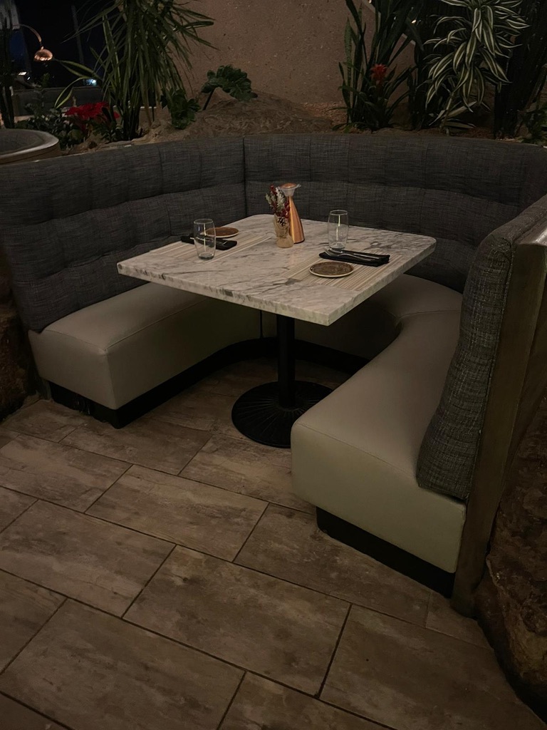 Top of the Rock, Marriott The Buttes: custom seating
