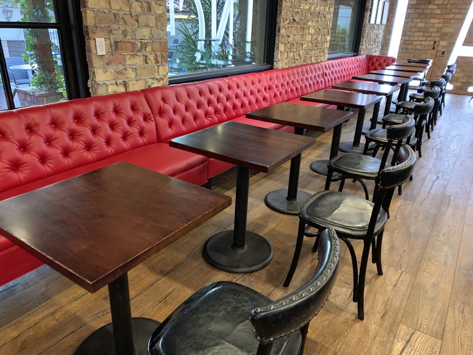 Hospitality Booth Seating for Hotels & Resorts | US Booths
